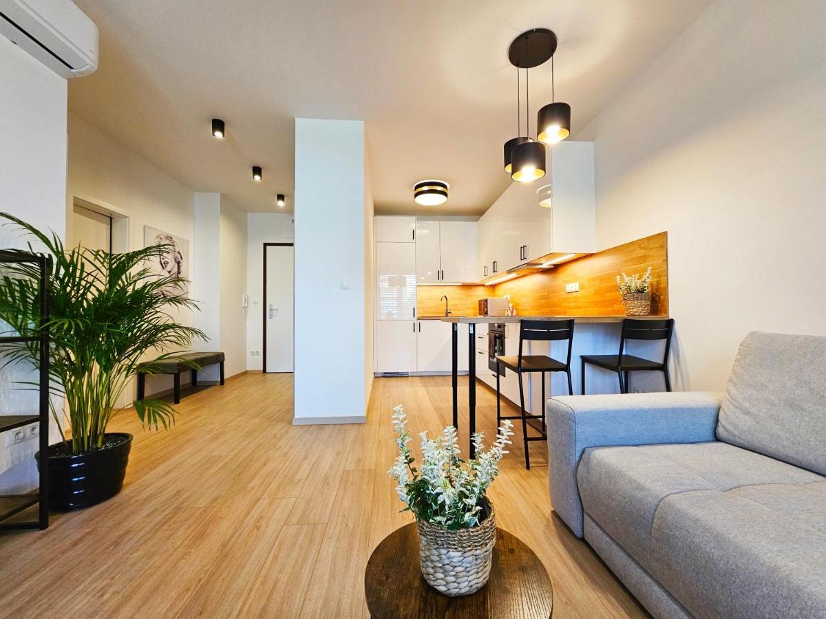 2 Room Apartment, New Building, Bosakova Street, 29 Bratislava Eksteriør bilde