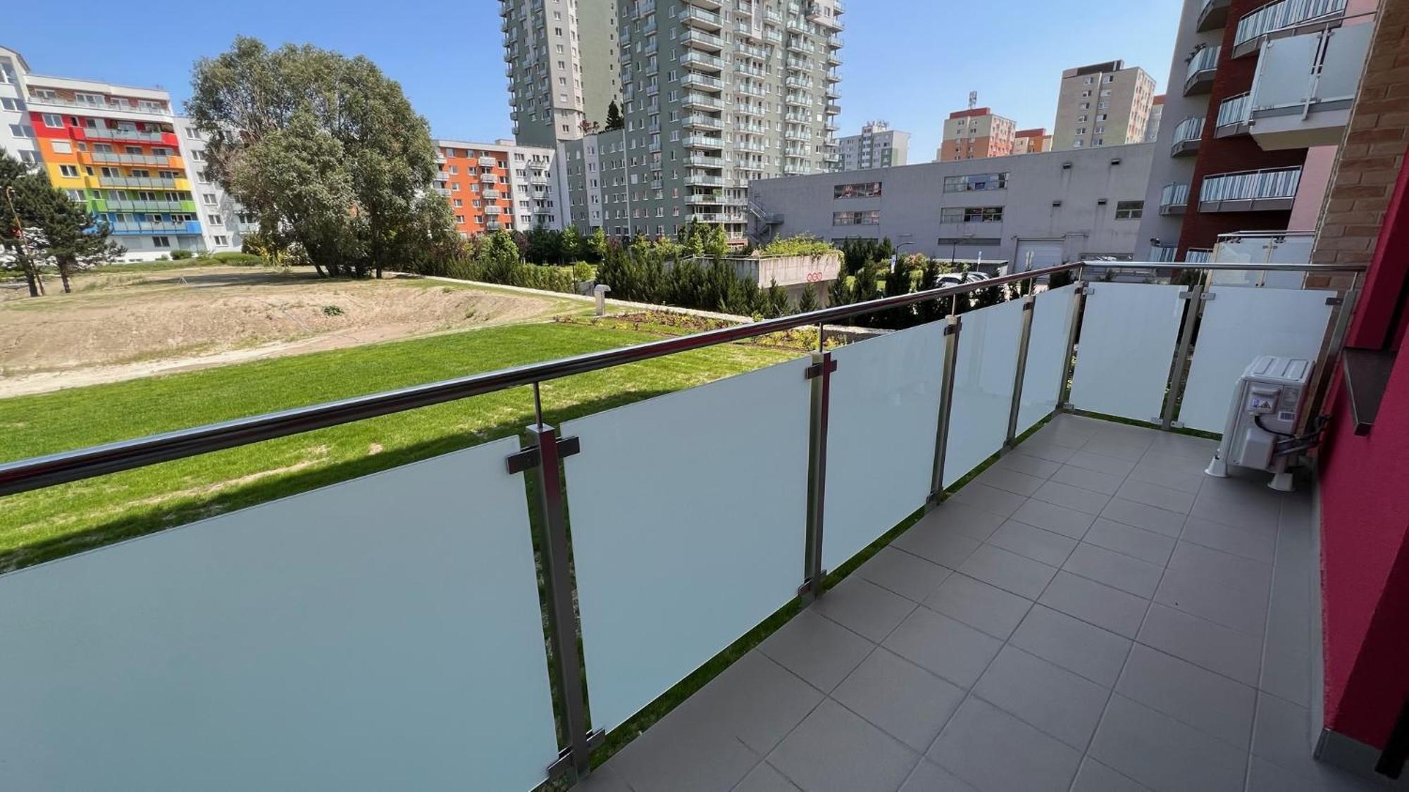 2 Room Apartment, New Building, Bosakova Street, 29 Bratislava Eksteriør bilde